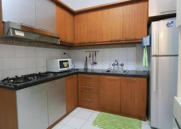 5br Private Pool ,near Airport,