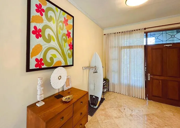 Villa 5br Private Pool ,near Airport, *