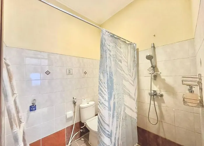 Villa 5br Private Pool ,near Airport, Kuta (Bali)
