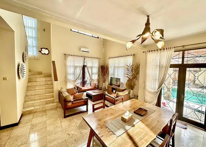 Villa 5br Private Pool ,near Airport, *