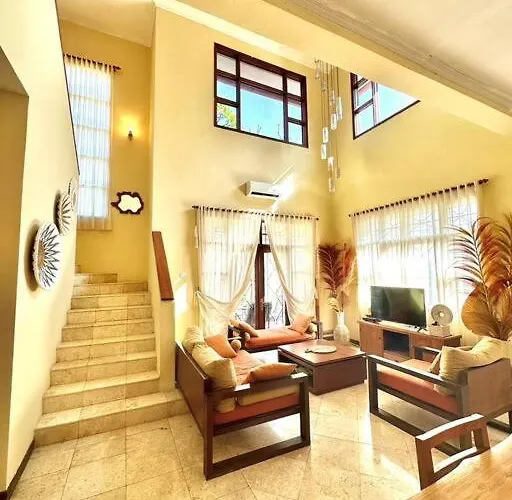 5br Private Pool ,near Airport, Villa