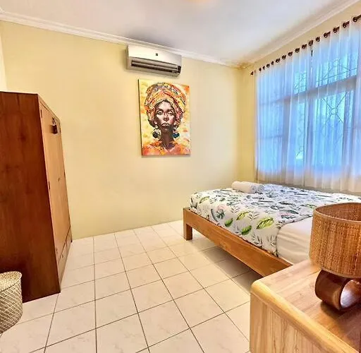 5br Private Pool ,near Airport,